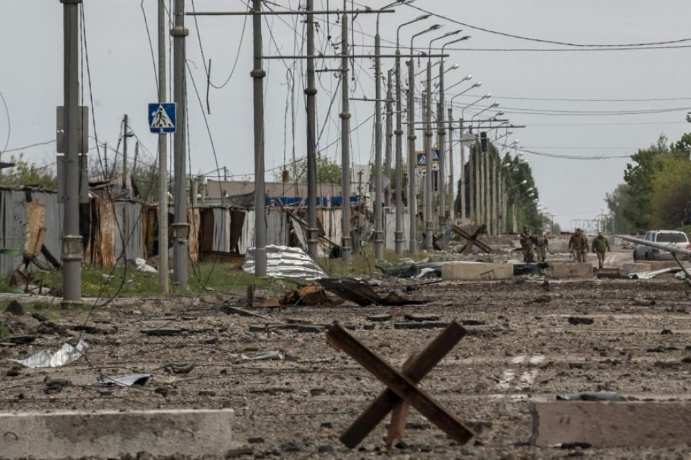 Soldaţii ruşi care au fugit disperaţi din regiunea Kiev, pentru a-şi salva viaţa, au lăsat în urmă documente compromiţătoare. Adevăratul plan al Rusiei în Ucraina